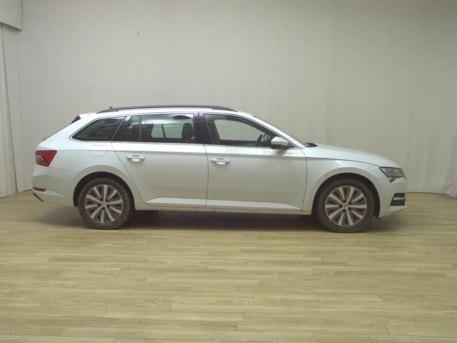 Skoda Superb Kombi 2.0 TDI Ambition