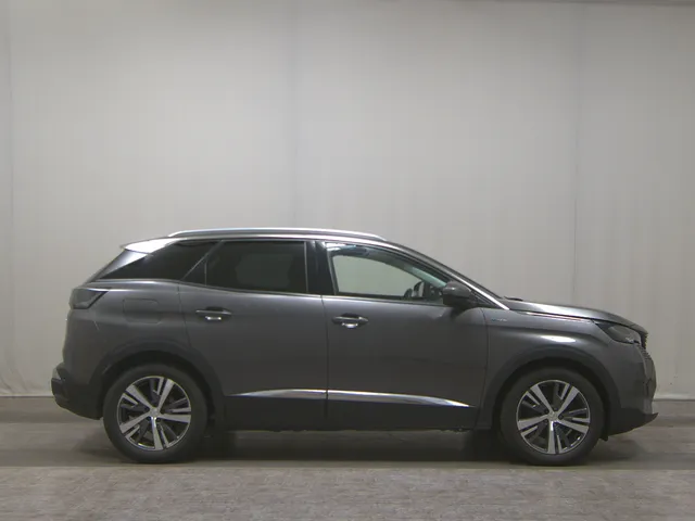 Peugeot 3008 Hybrid 225
