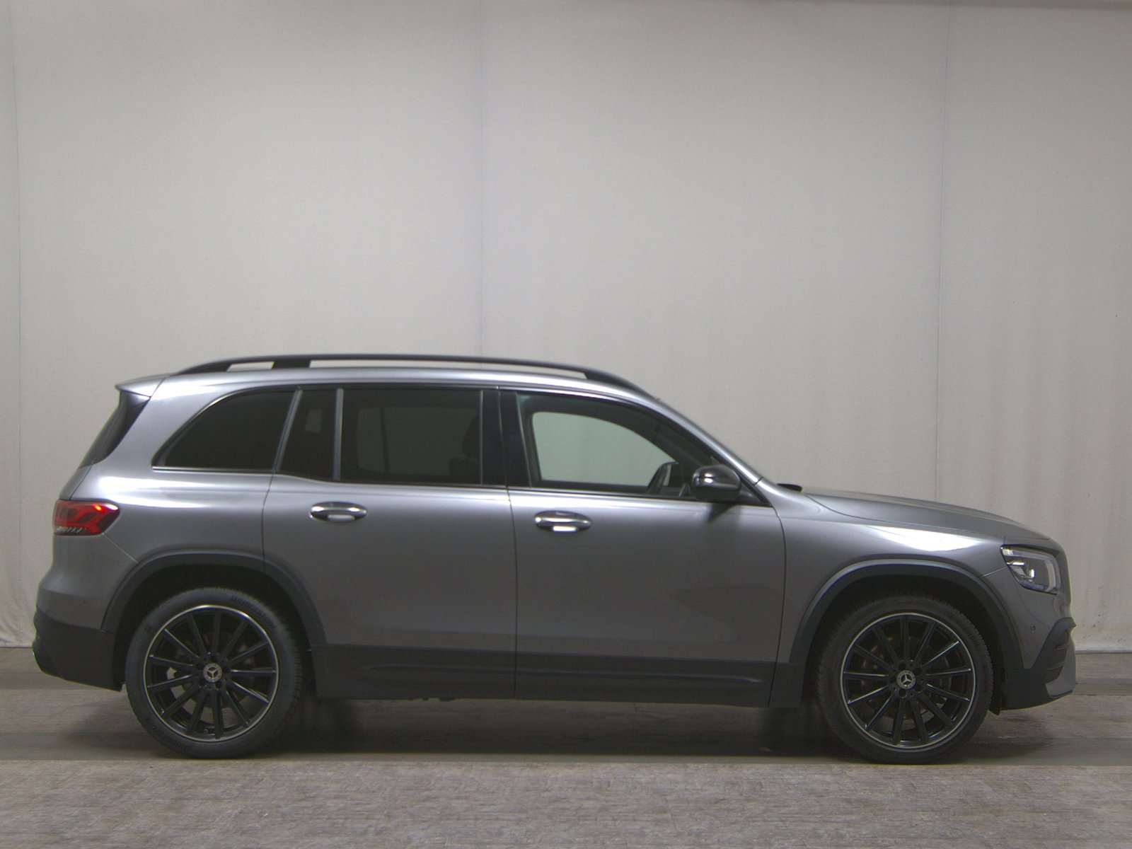 Mercedes-Benz GLB 220 d