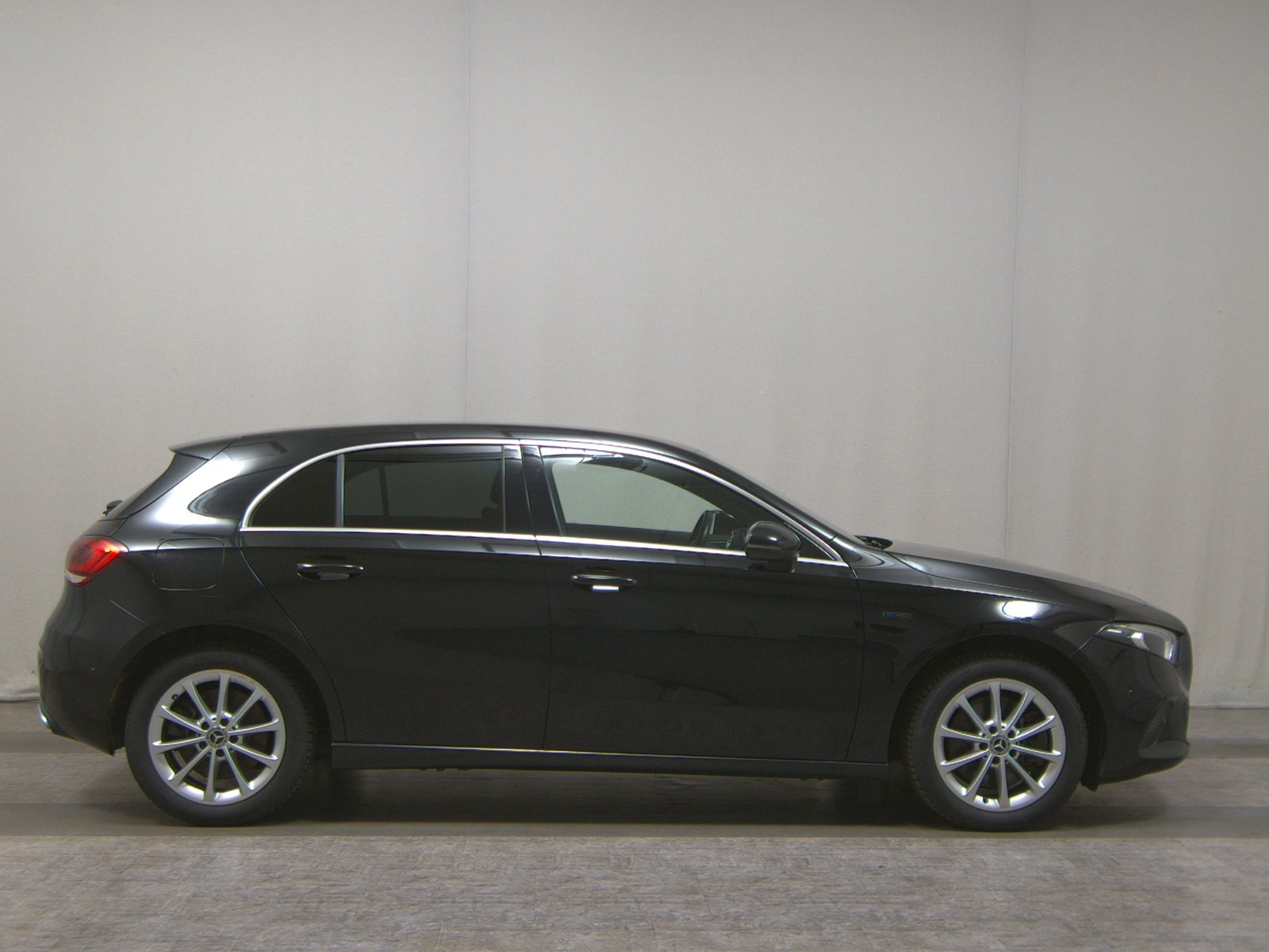 Mercedes-Benz A 250 e