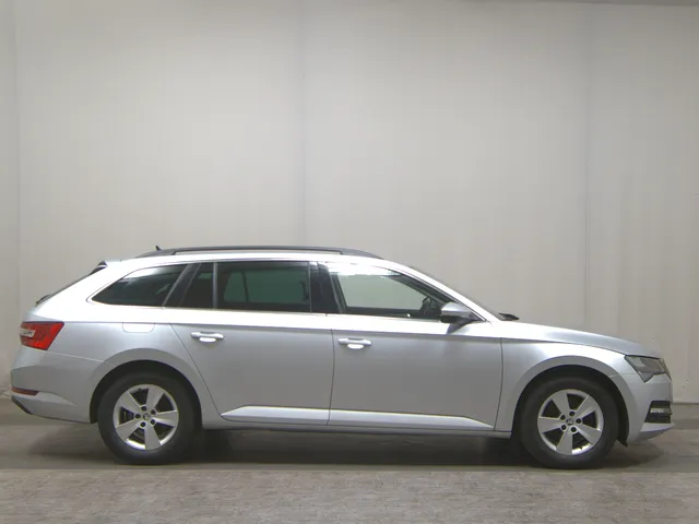 Skoda Superb Kombi 2.0 TDI Ambition