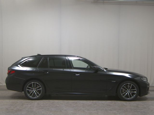 BMW 530e Touring M-Sport Nav LC Pro HuD LED+ AHK RFK