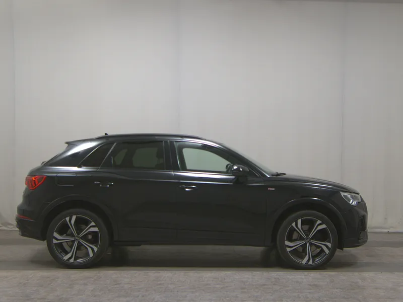 Audi Q3 40 TFSI e S-Line