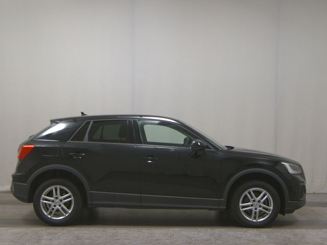 AUDI Q2 2.0 TDI Leder Navi LED Vc RKF Shz