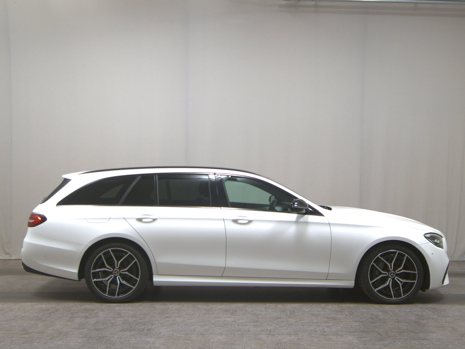Mercedes-Benz E 220 T d