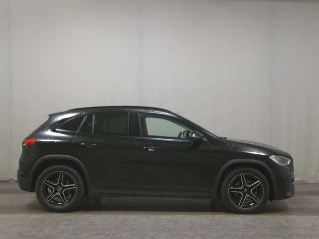 Mercedes-Benz GLA 200 d AMG-Line