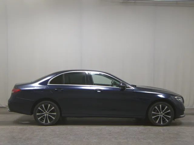 Mercedes-Benz E 300 de 4M Avantgarde