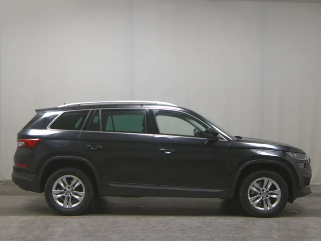 Skoda Kodiaq 2.0 TDI Ambition 7-SITZE NAV LED Leder DC