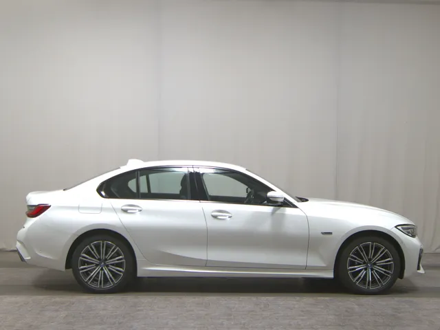 BMW 330e M-Sport