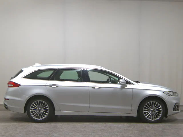 Ford Mondeo Turnier 2.0 EB Titanium