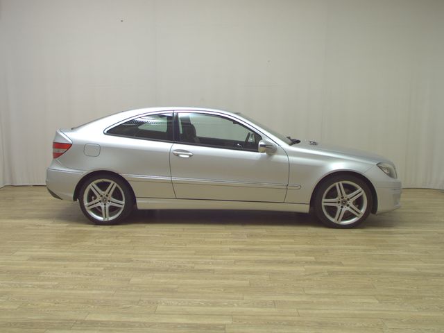 MERCEDES-BENZ CLC 200 Leder Thermatic Tempomat Shz