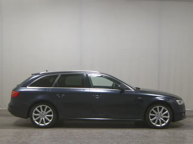 Audi A4 Avant 2.0 TDI Ambition S-Line Ext.