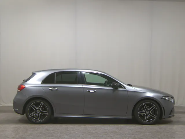 Mercedes-Benz A 200 d AMG-Line
