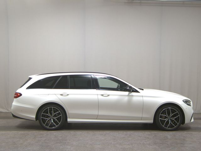 MERCEDES-BENZ E 220 T D 4M AMG-Line Leder Navi LED Pano AHK MERCEDES-BENZ E 220 T D 4M AMG-Line Leder Navi LED Pano AHK