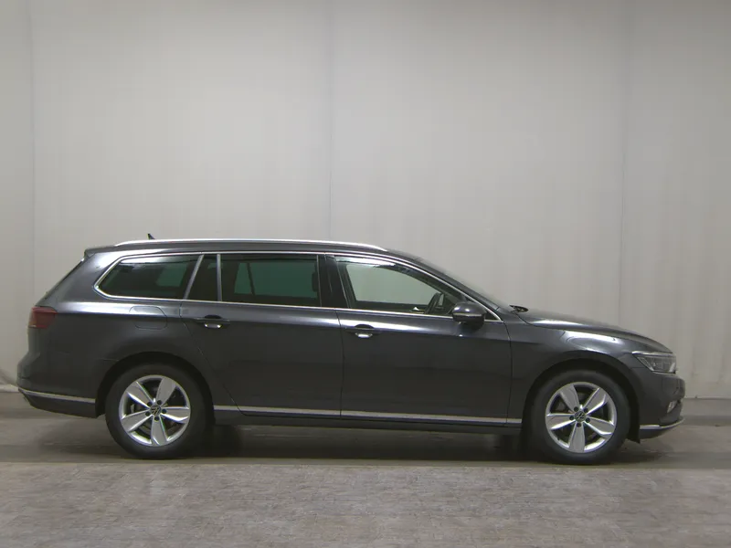 Volkswagen Passat Var. 2.0 TDI Elegance