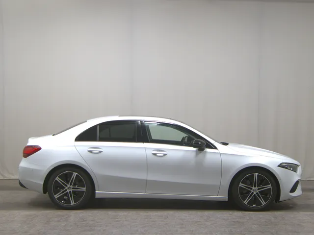 Mercedes-Benz A 220 Lim. d Progressive