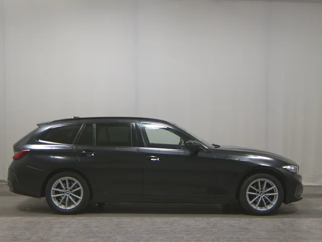 BMW 318 Touring
