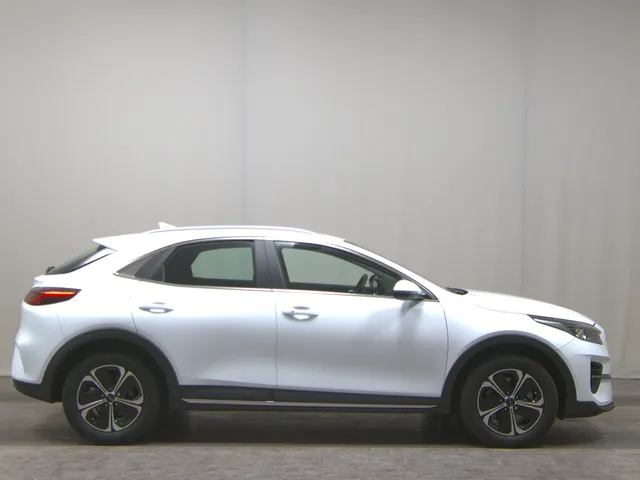 Kia Ceed X Ceed 1.6 PHEV Vision
