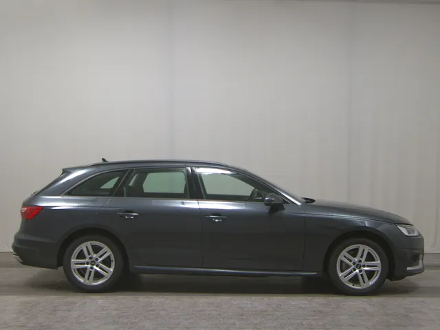 Audi A4 Avant 40 TFSI advanced