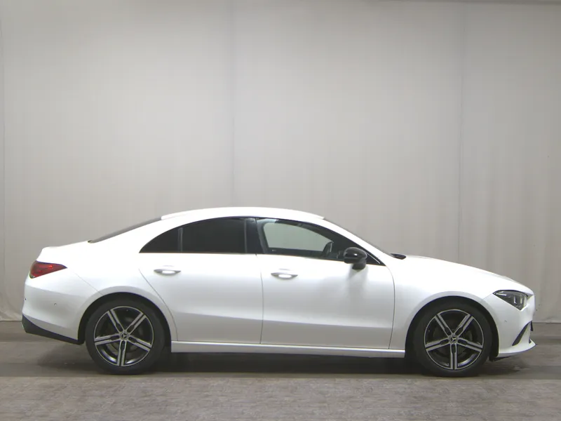 Mercedes-Benz CLA 200 d Progressive