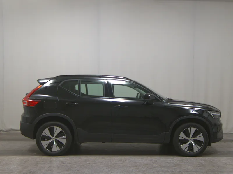 Volvo XC40 T4 Recharge Plus Dark