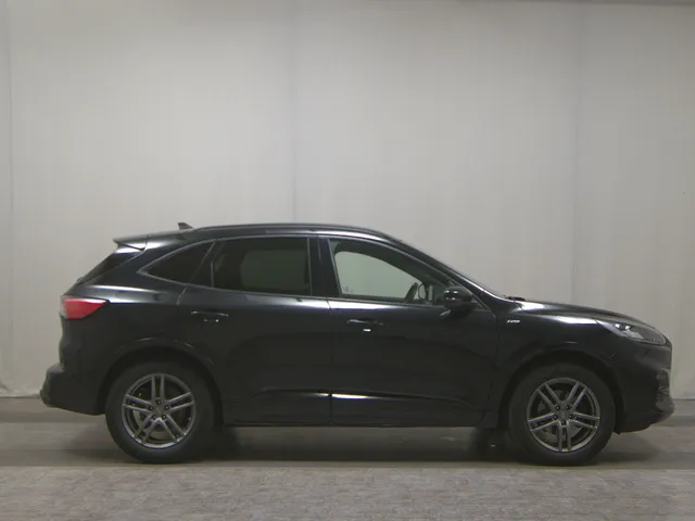 Ford Kuga 2.0 EB ST-Line X