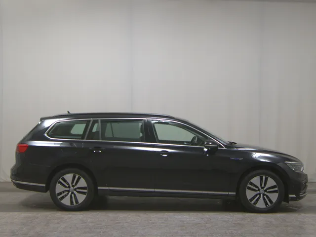 Volkswagen Passat Variant GTE 1.4 TSI RFK