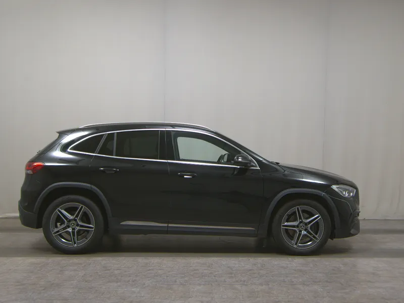 Mercedes-Benz GLA 200 d AMG Line