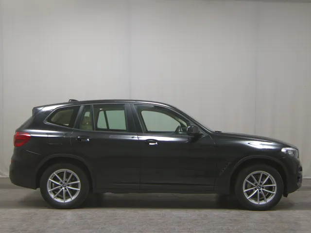 BMW X3 xDrive30e Advantage