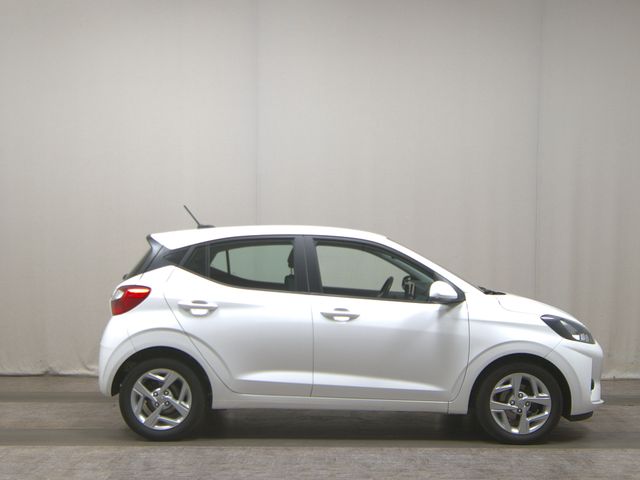 HYUNDAI I10 1.2 Trend PDC Shz