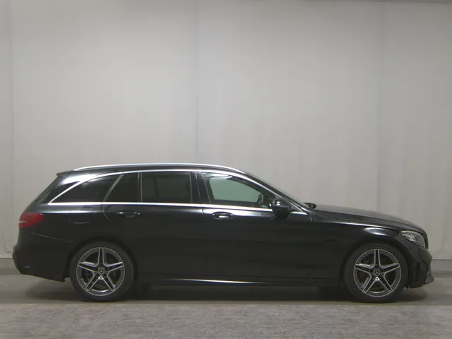 Mercedes-Benz C 220 T d AMG-Line
