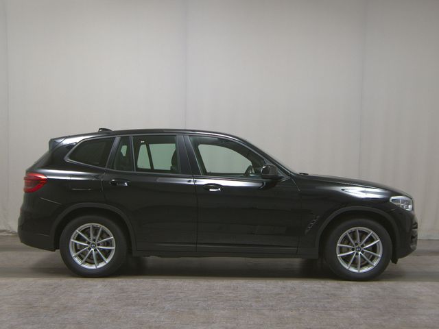 BMW X3 XDrive30e Advantage Navi LED Pano AHK H/K BMW X3 XDrive30e Advantage Navi LED Pano AHK H/K