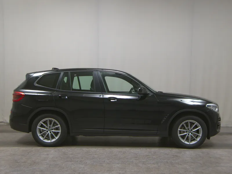 BMW X3 xDrive30e Advantage