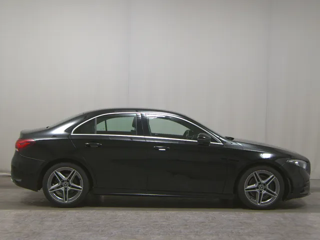 Mercedes-Benz A 220 Lim. d AMG-Line
