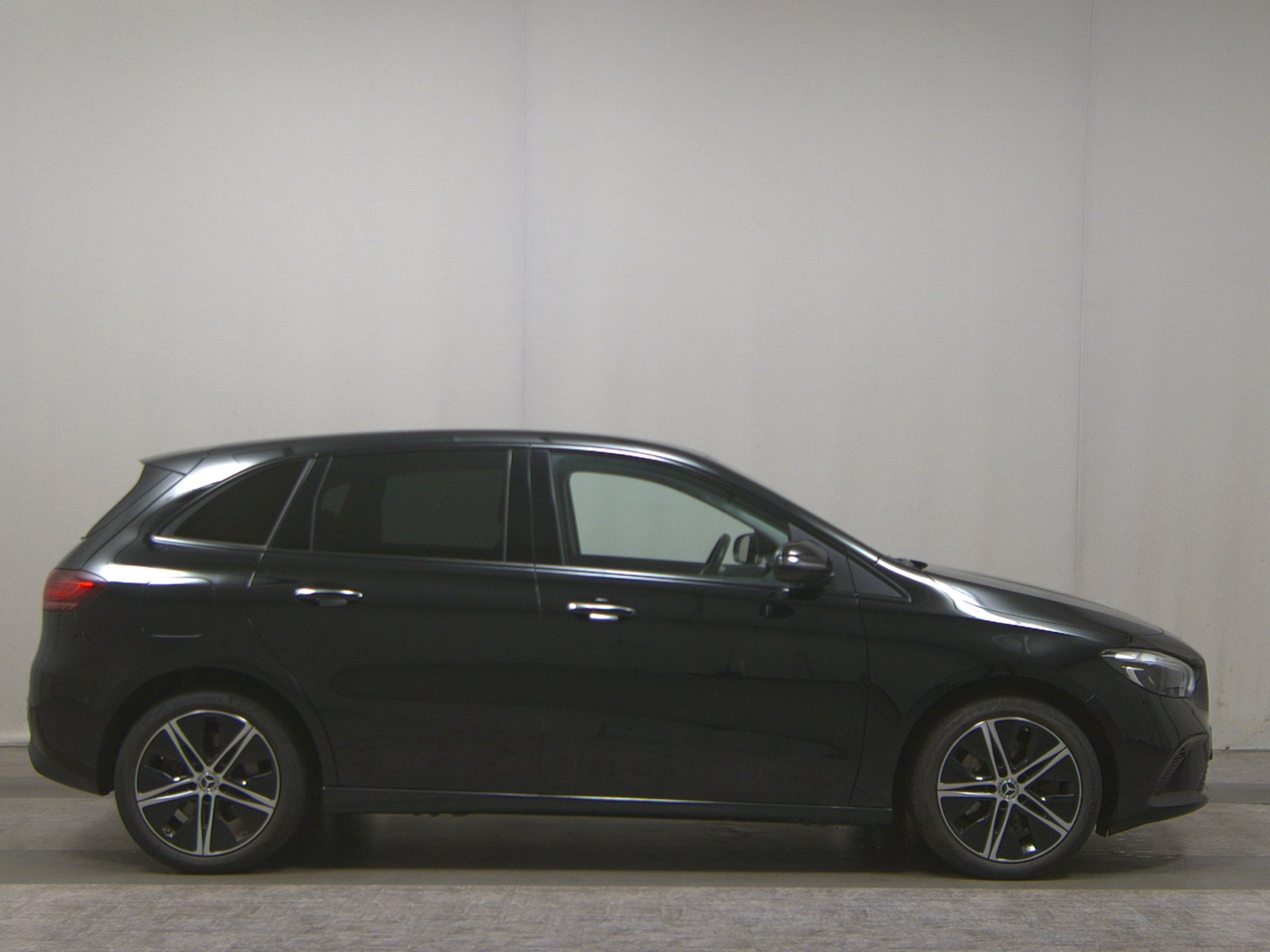 Mercedes-Benz B 250 e