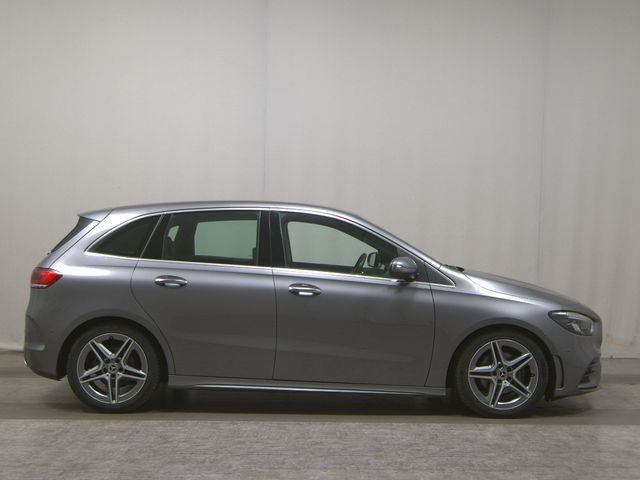 MERCEDES-BENZ B 200 D AMG Line T-Leder Navi LED RFK