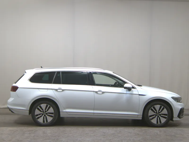 Volkswagen Passat Var. GTE 1.4 TSI
