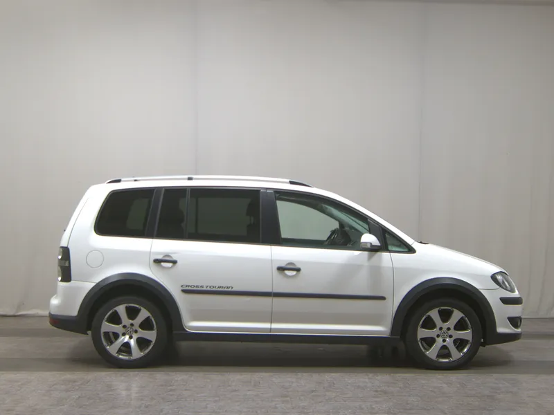 Volkswagen Touran Cross 1.4 FSI