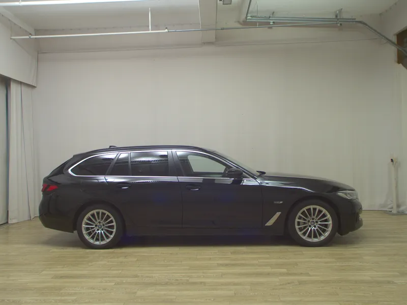 BMW 530e Touring