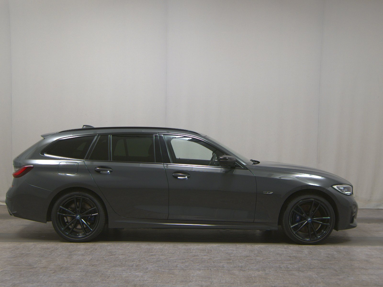 BMW 330e Touring