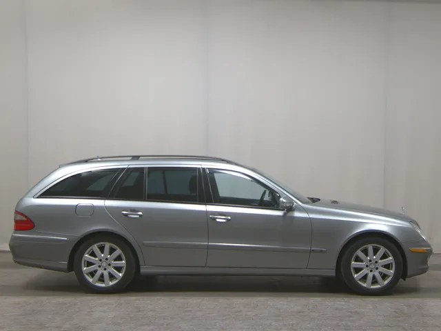 Mercedes-Benz E 320 T CDI Avantgarde