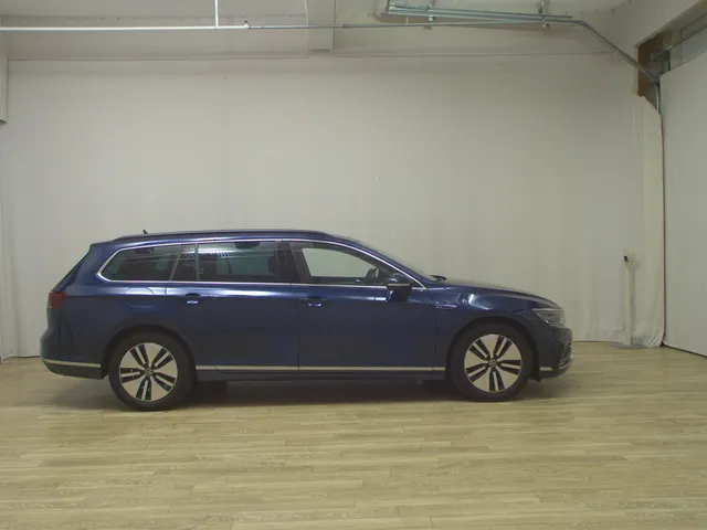 Volkswagen Passat Var. GTE 1.4 TSI