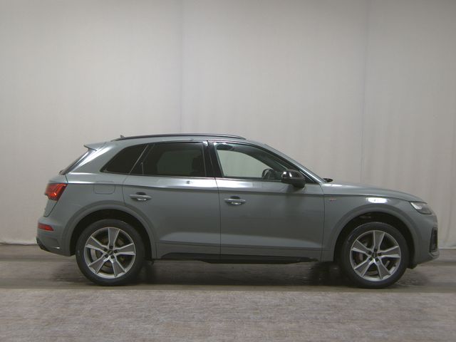 AUDI Q5 55 TFSI E Qu. S-Line RFK ACC AUDI Q5 55 TFSI E Qu. S-Line RFK ACC
