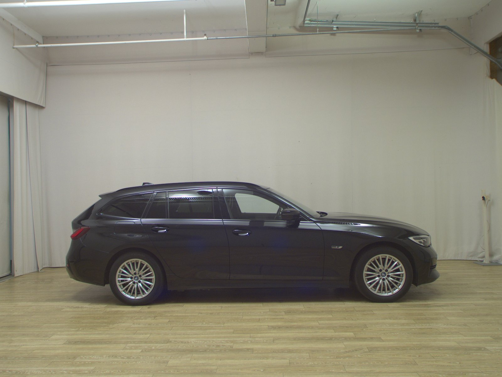 BMW 320e Touring