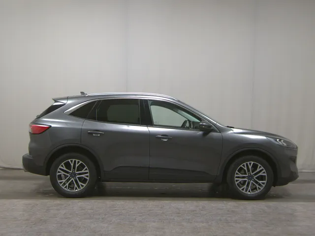 Ford Kuga 1.5 EB Titanium