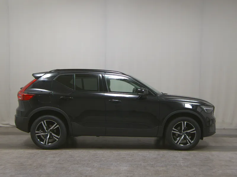 Volvo XC40 T2 Plus Dark