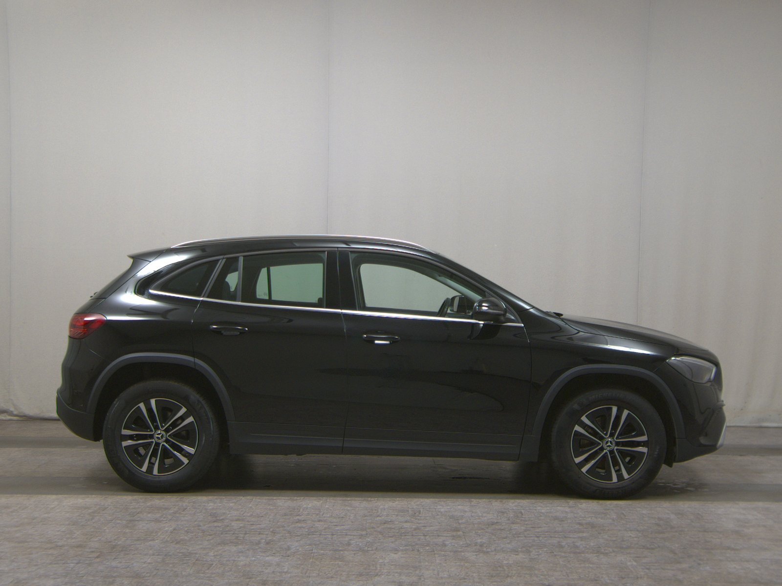Mercedes-Benz GLA 180