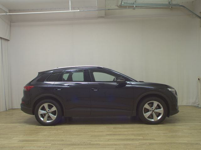 AUDI Q4 E-tron 45 Qu. Navi LED PDC Shz AUDI Q4 E-tron 45 Qu. Navi LED PDC Shz