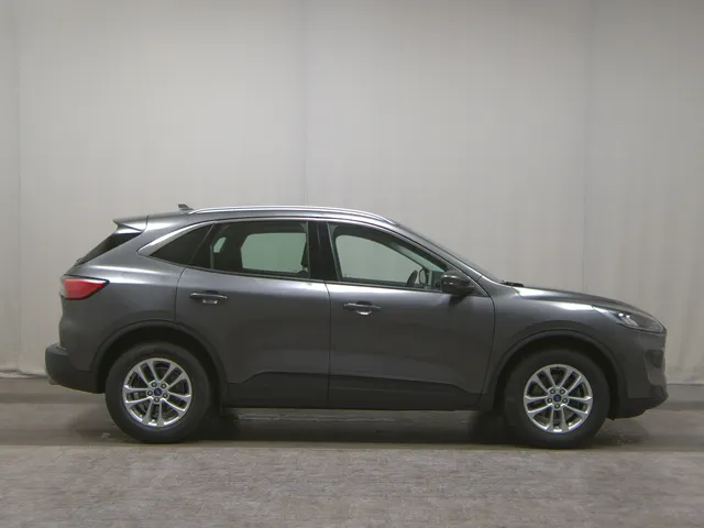 Ford Kuga 2.0 EB Titanium