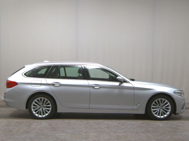 BMW 530d Touring Luxury-Line Leder Navi HuD Pano AHK